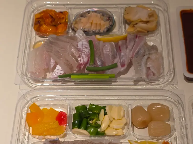 모듬회와 곁들임