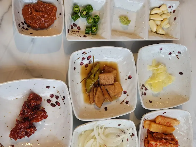 박기홍 한재미나리 본점 기본 반찬