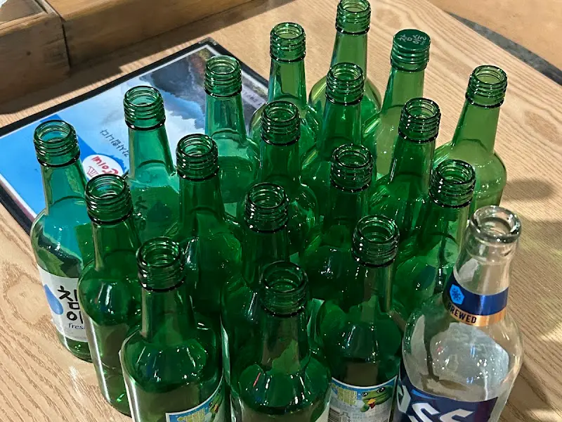 닭백숙에 들어간 다양한 재료들