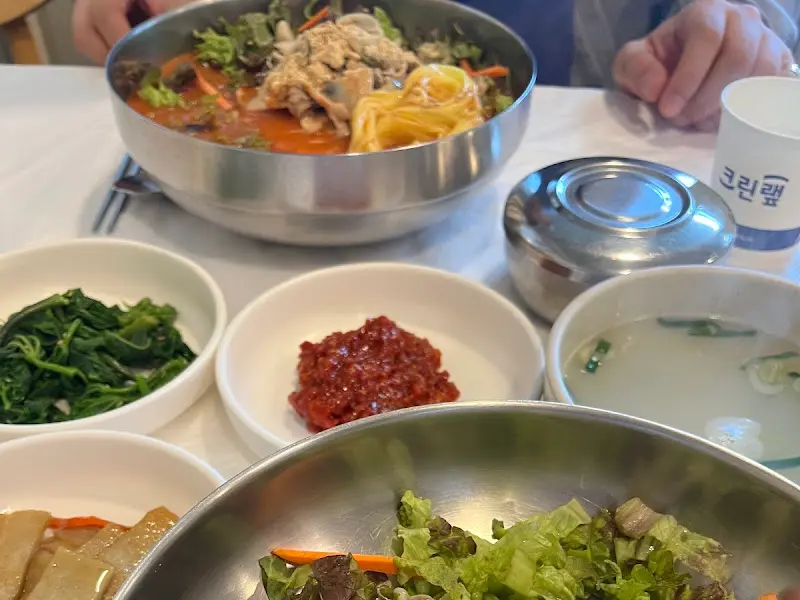 째복 물회와 반찬