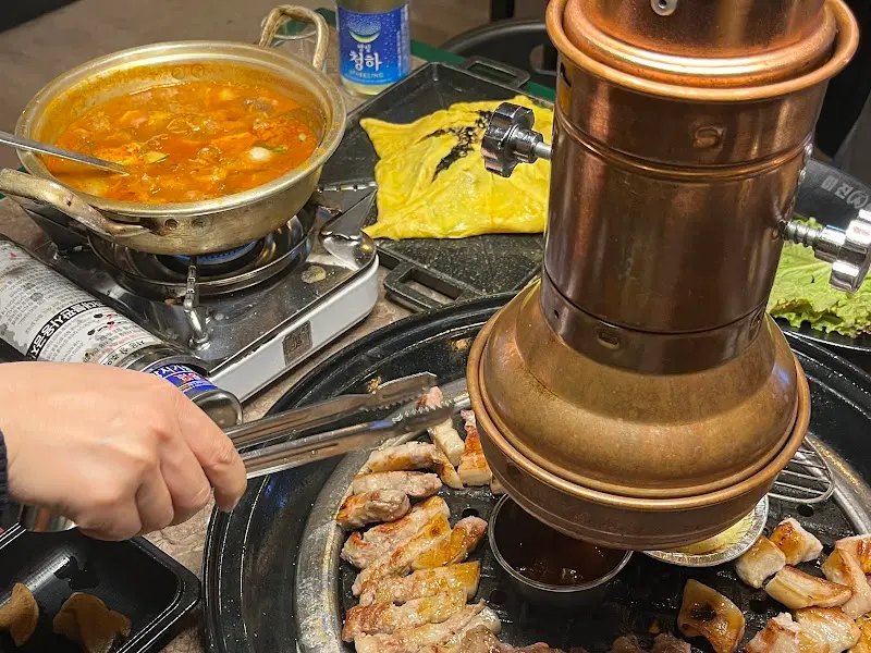 미진축산 테이블 전경