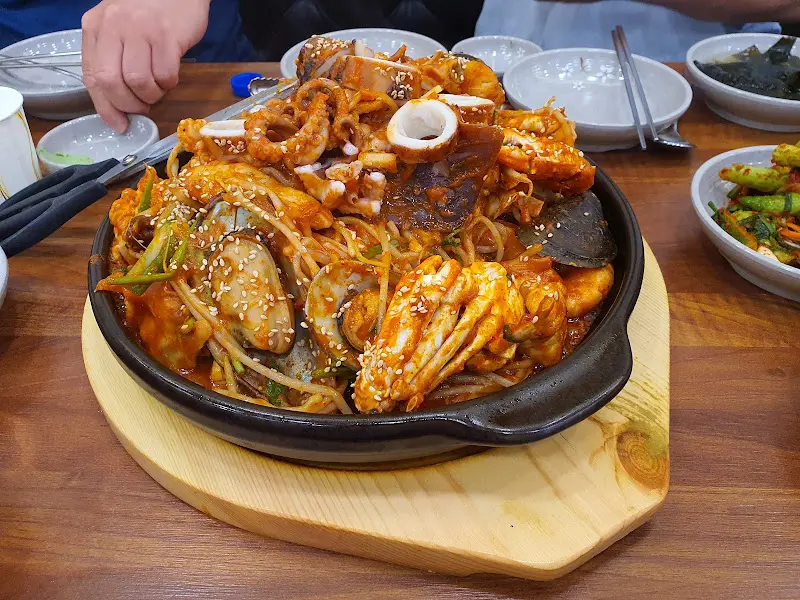 푸짐한 해물찜