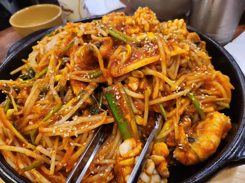 해물 아구찜의 클로즈업 사진