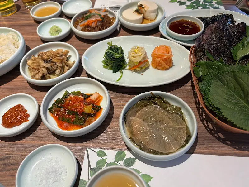 다양한 밑반찬 클로즈업