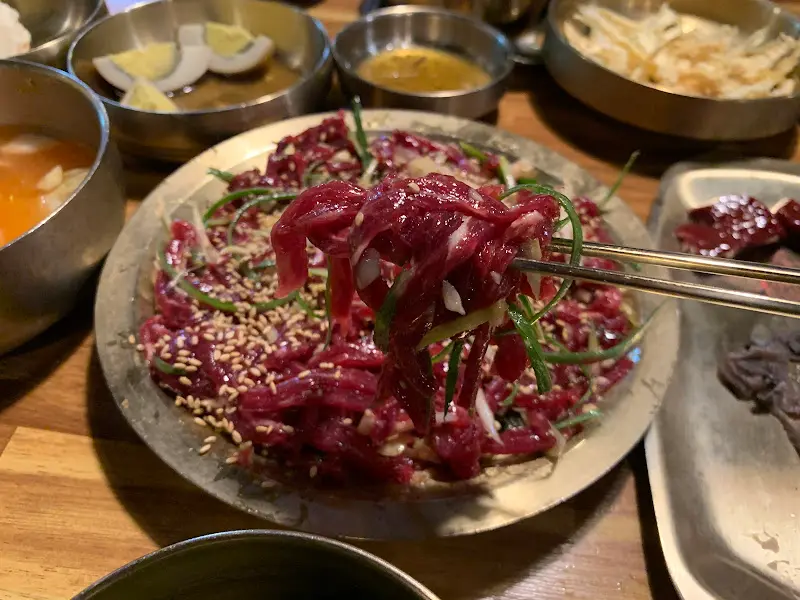 육회의 아름다운 모습