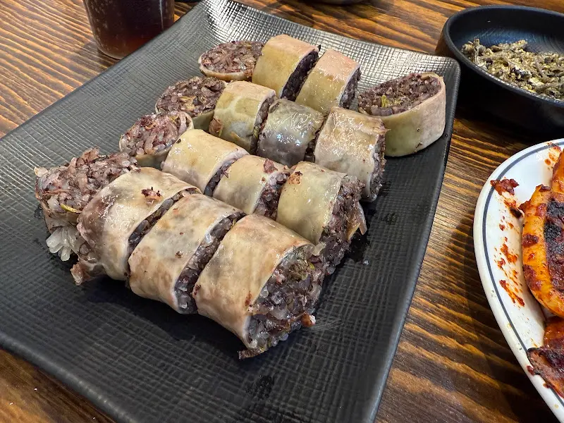 윤기가 흐르는 막창순대