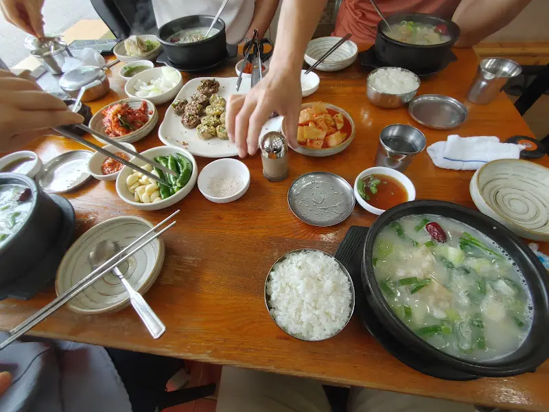 푸짐한 한 상 차림