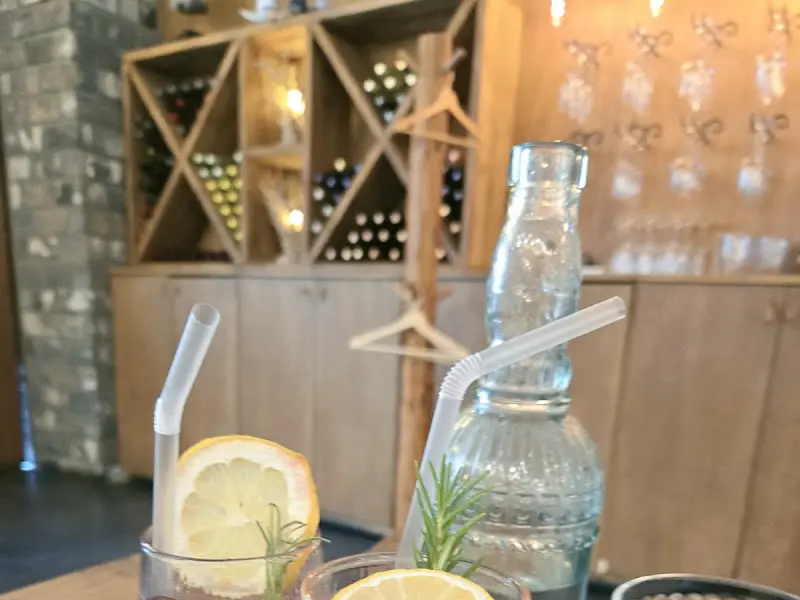 상큼한 자몽 에이드와 블루베리 에이드