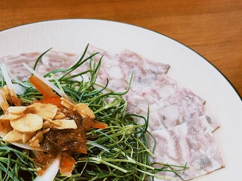 편육 샐러드의 모습