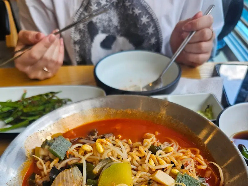 얼큰한 짬뽕라면