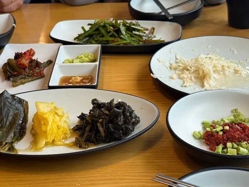 다채로운 곁들임 채소