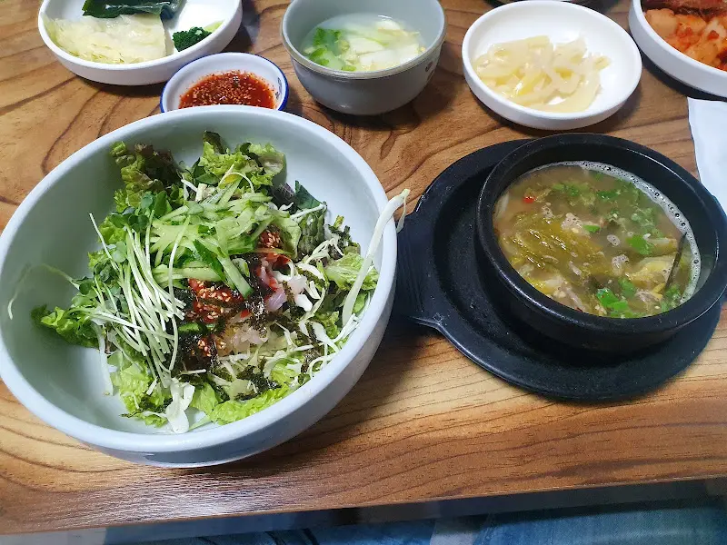 회비빔밥과 추어탕