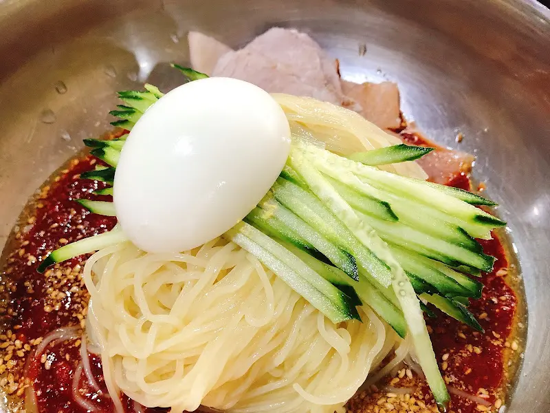 매콤달콤 비빔밀면