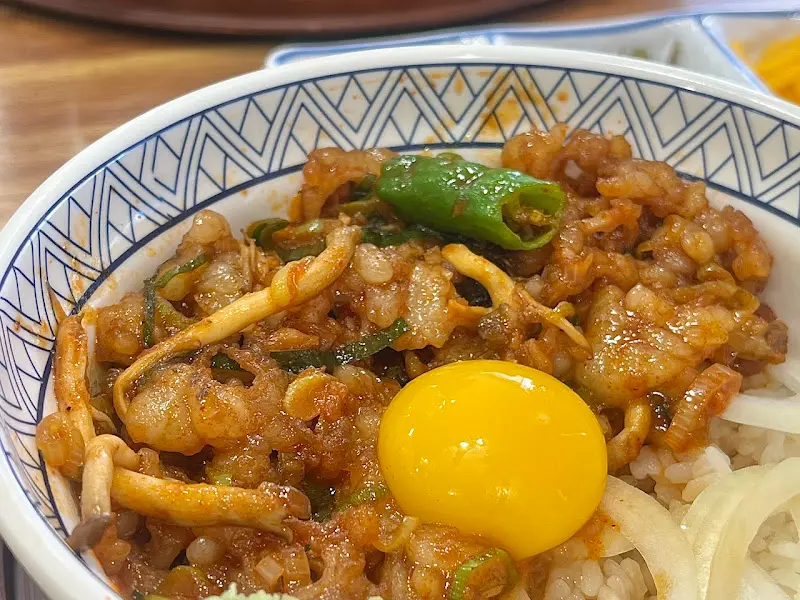 매콤한 한우 대창 덮밥