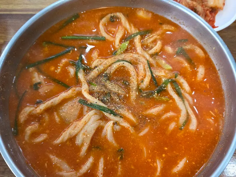 어탕 칼국수