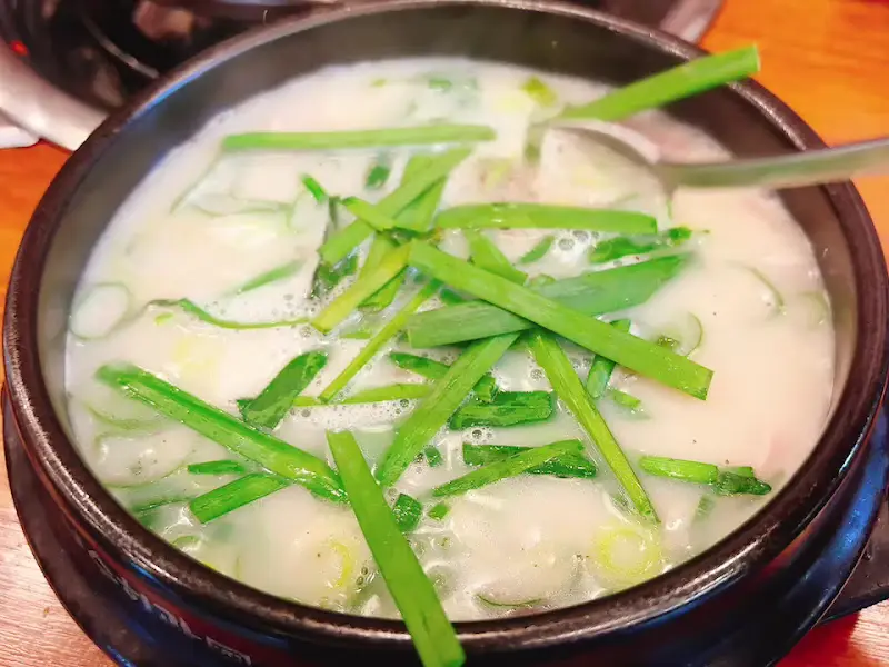 순대국밥에 부추