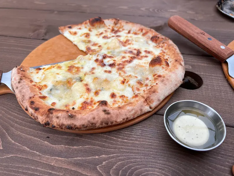 고르곤졸라 피자