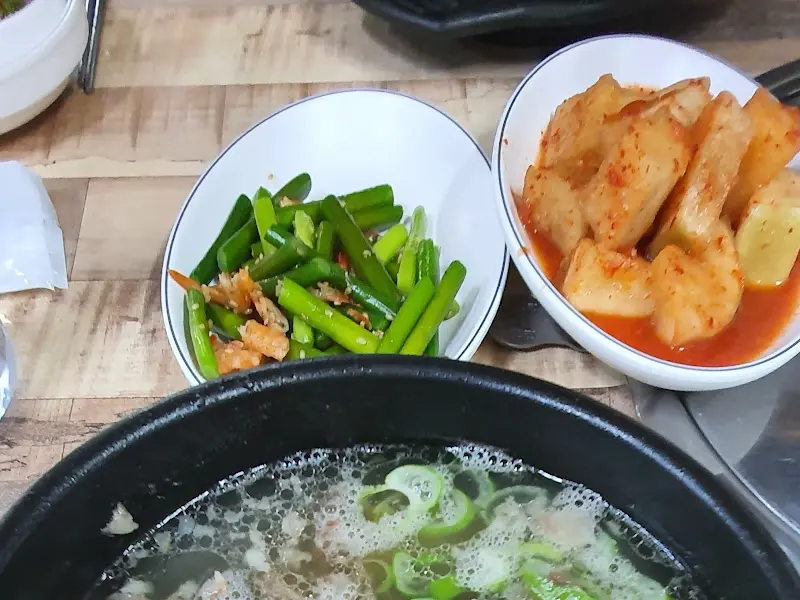 갈비탕과 밑반찬