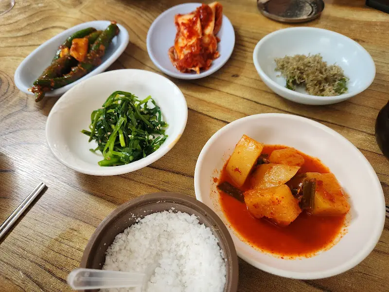 소머리국밥 반찬