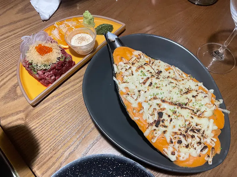 육회와 호박 샐러드