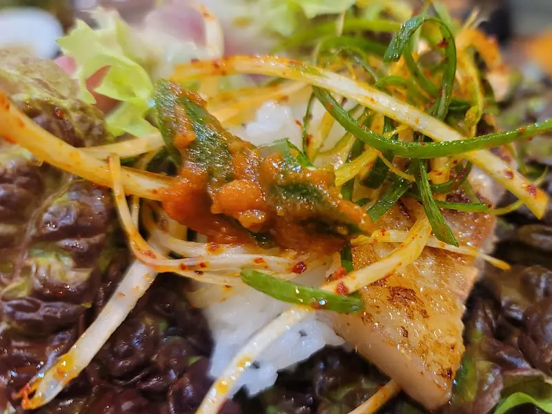 상추쌈에 싸 먹는 삼겹살