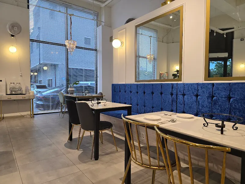 윤스쿠치나 내부