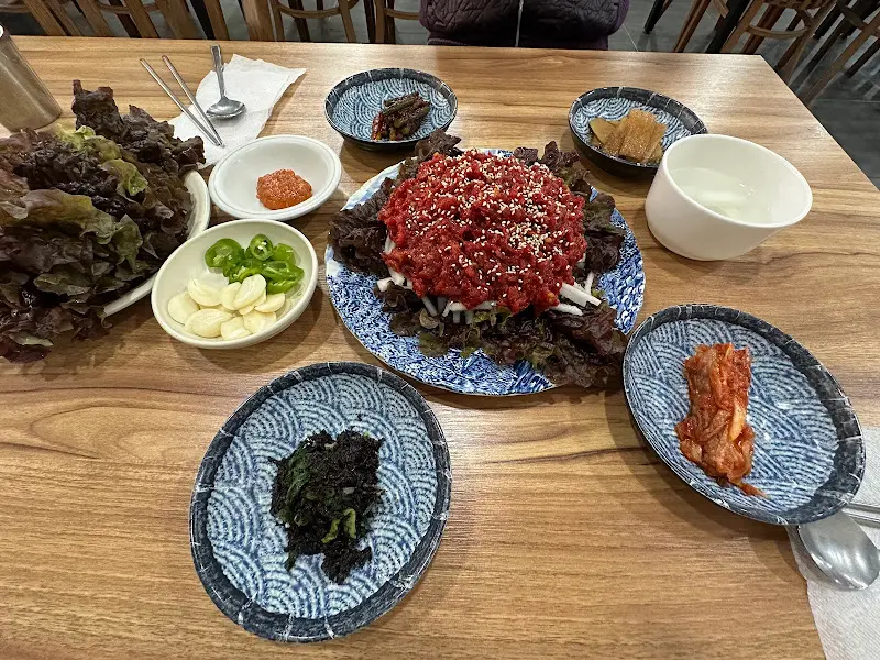 천수식당 출입구