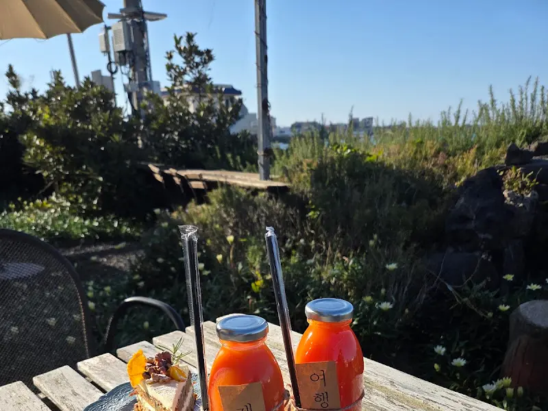 당근 주스와 당근 케이크