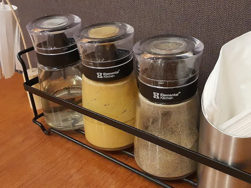 테이블에 비치된 양념통