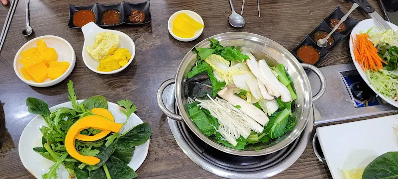 푸짐한 월남쌈 채소 한 상 차림