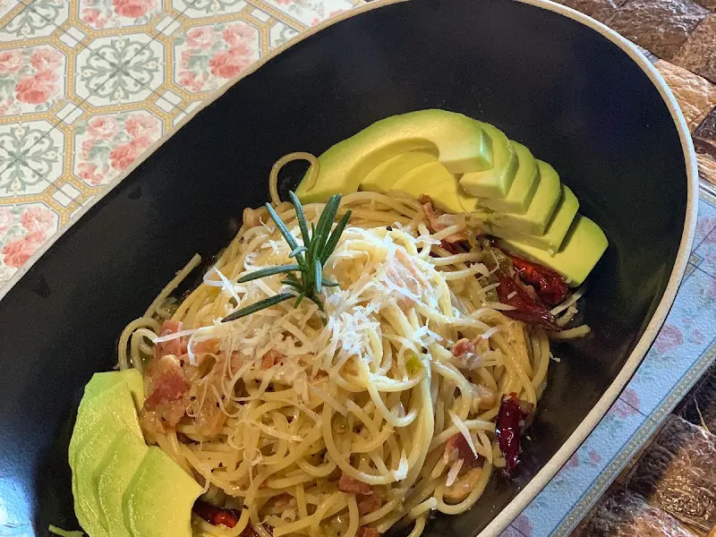 아보카도 파스타