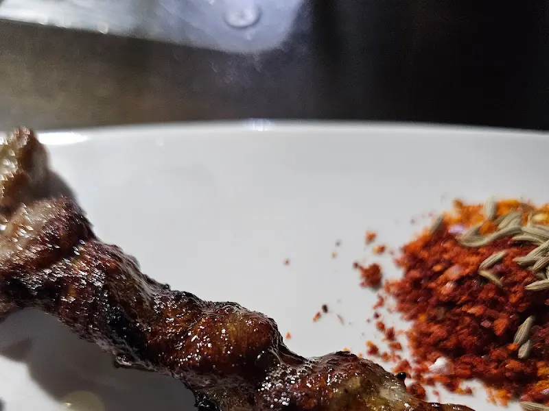 양꼬치와 함께 제공되는 향신료