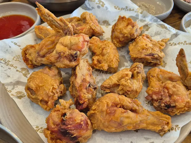 메밀 후라이드 치킨 확대샷