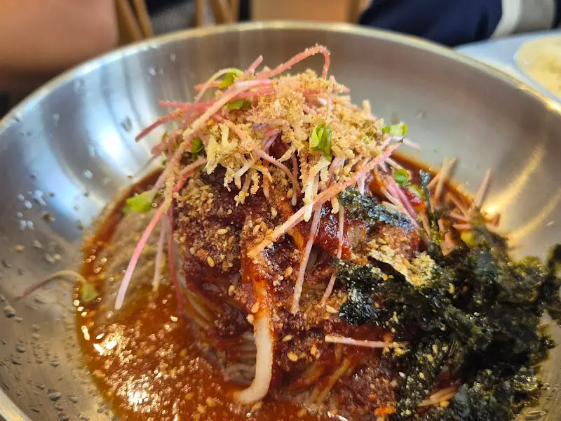 메밀 비빔 막국수
