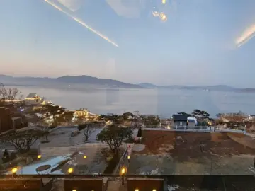 언덕 위의 숨겨진 보석, 거제에서 만난 특별한 풍경 맛집