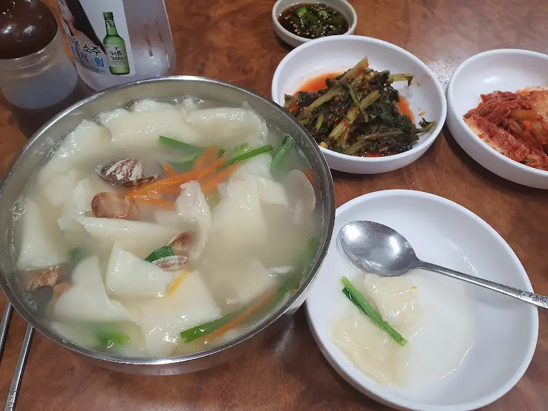 맑은 칼국수