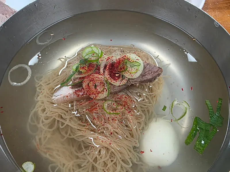 필동면옥 평양냉면 항공샷