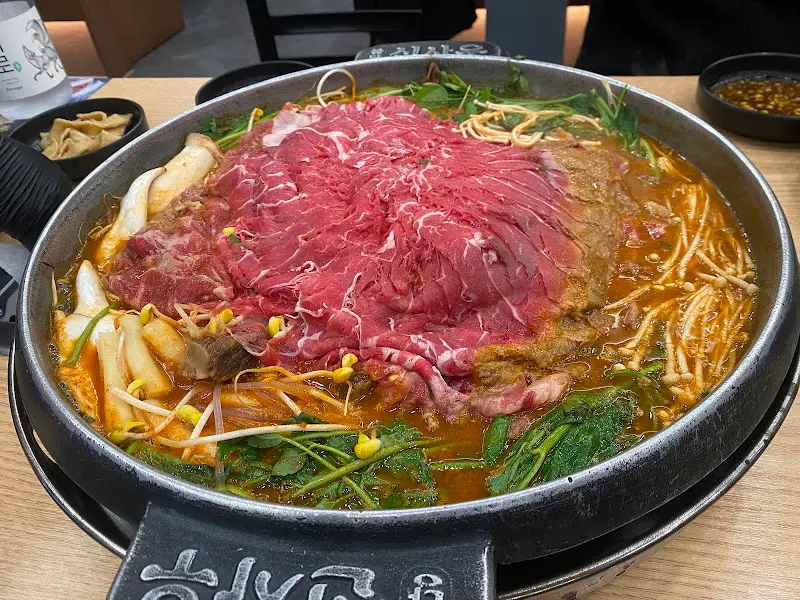 끓고 있는 물갈비