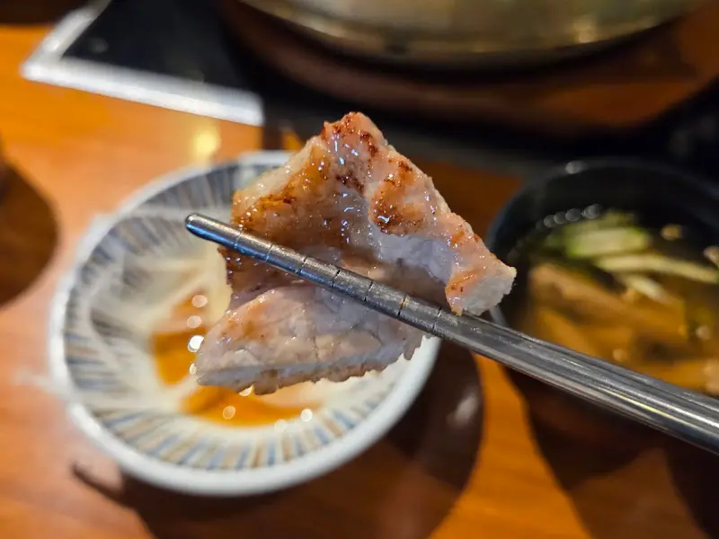 돼지갈비 한 점