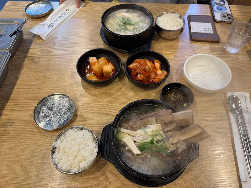 양천옥설렁탕 갈비탕 한상차림