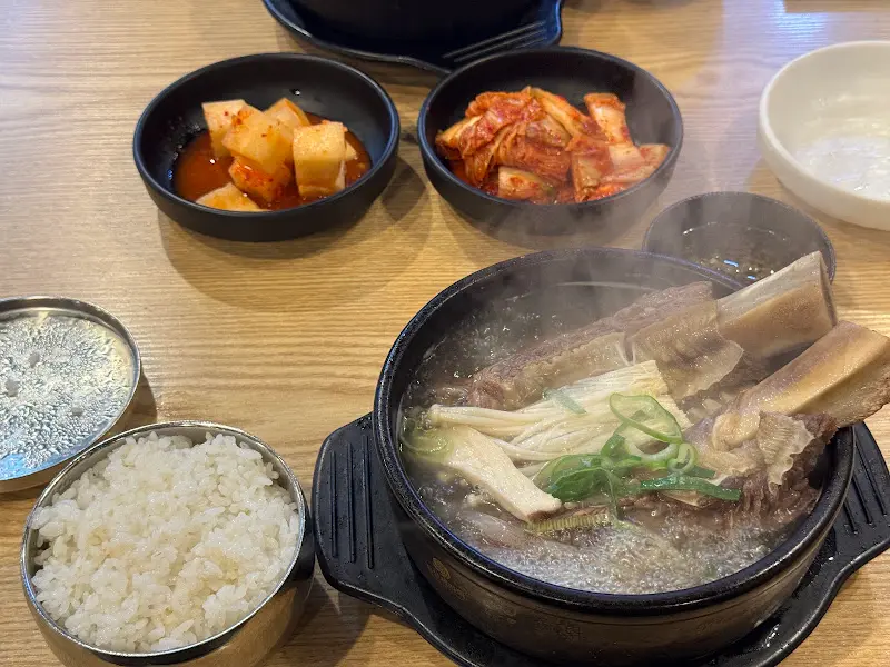 양천옥설렁탕 김치와 깍두기