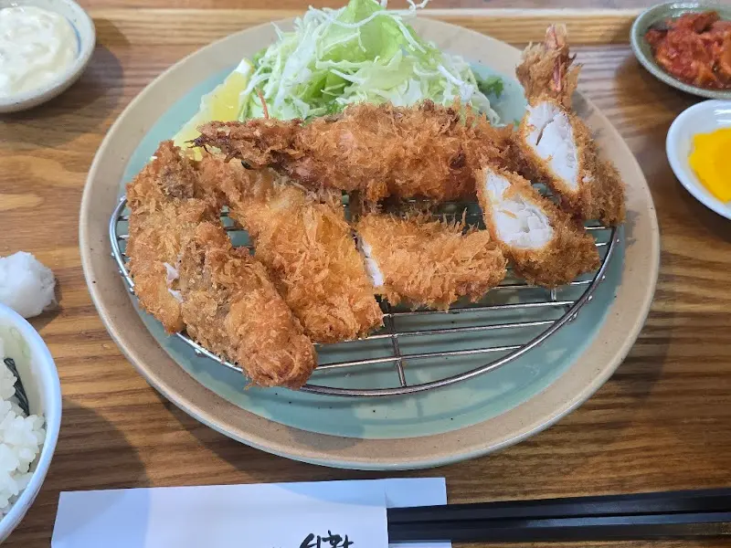 모듬카츠 전체샷