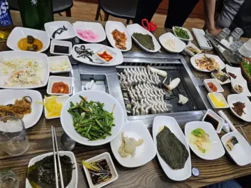 고창에서 만난 특별한 맛, 우진 갯벌 민물장어: 잊을 수 없는 장어 맛집 기행