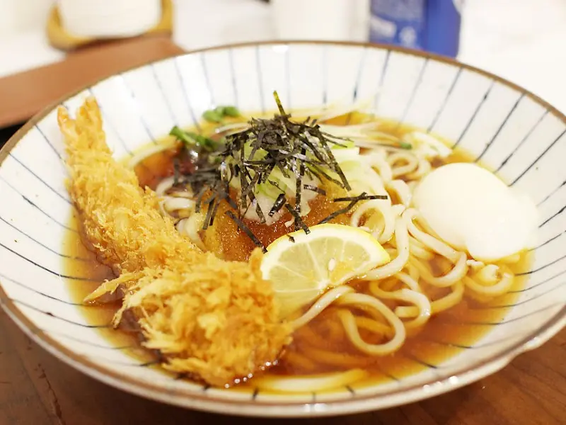 에비텐 붓카케우동 클로즈업