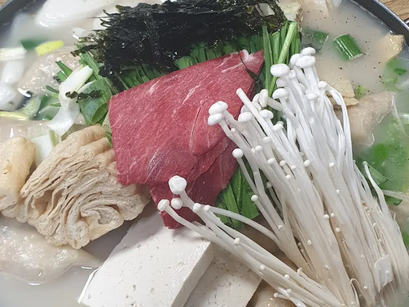 푸짐한 떡볶이 전골