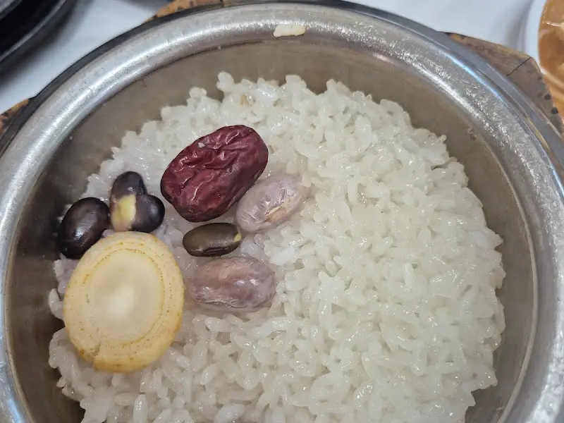 영양 가득한 돌솥밥