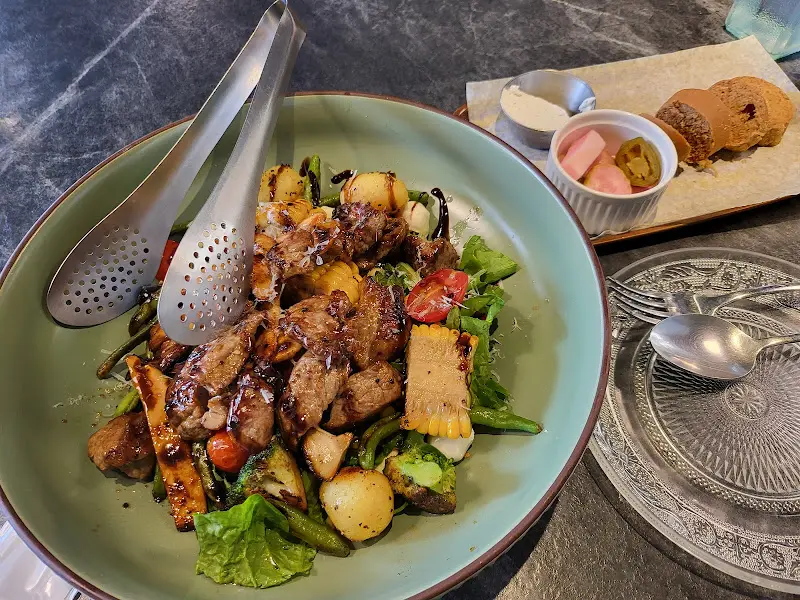 찹스테이크 샐러드