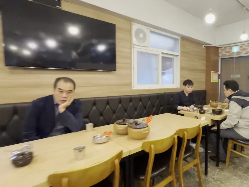 군포식당 내부