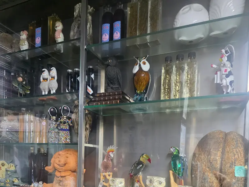 영등포 복집 장식장