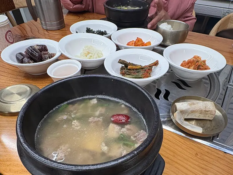 푸짐한 백반 한 상